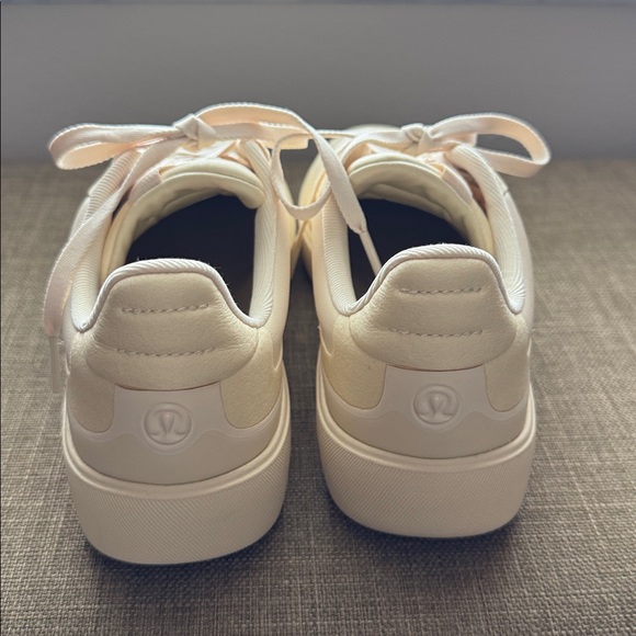 Lululemon Cityverse Sneakers - Size 8.5 - Picture 3 of 6